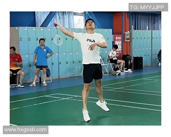 西安网球队在联赛中的团队协作展现出色凝聚力与默契配合