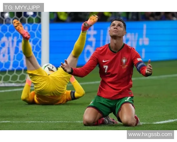 足球明星身体数据与精彩瞬间全景展示,揭秘他们的运动魅力与健康秘诀 足球明星身体数据与精彩瞬间全景展示,揭秘他们的运动魅力与健康秘诀